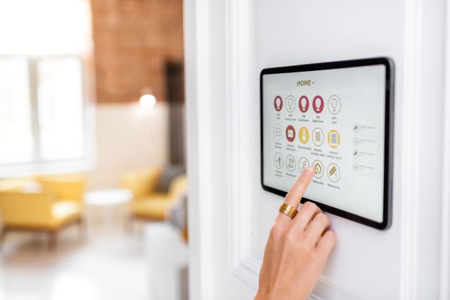 Balancing Convenience and Cost in Subscription-Based Smart Home Features